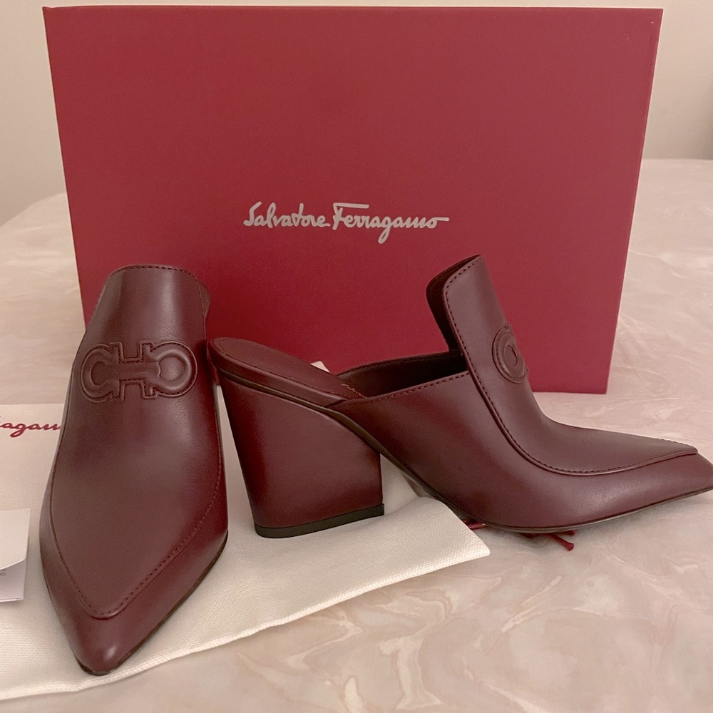 Salvatore Ferragamo Womens Malfa Nebbiolo Calf Mules size 5